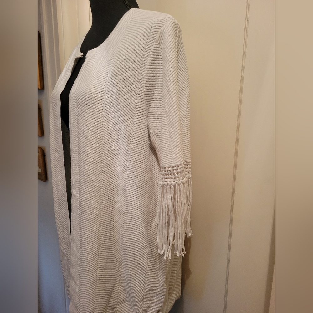 LAST CHANCE 👉🏻👉🏻 Chico's Traveler's Collection cardigan - Picture 2 of 6